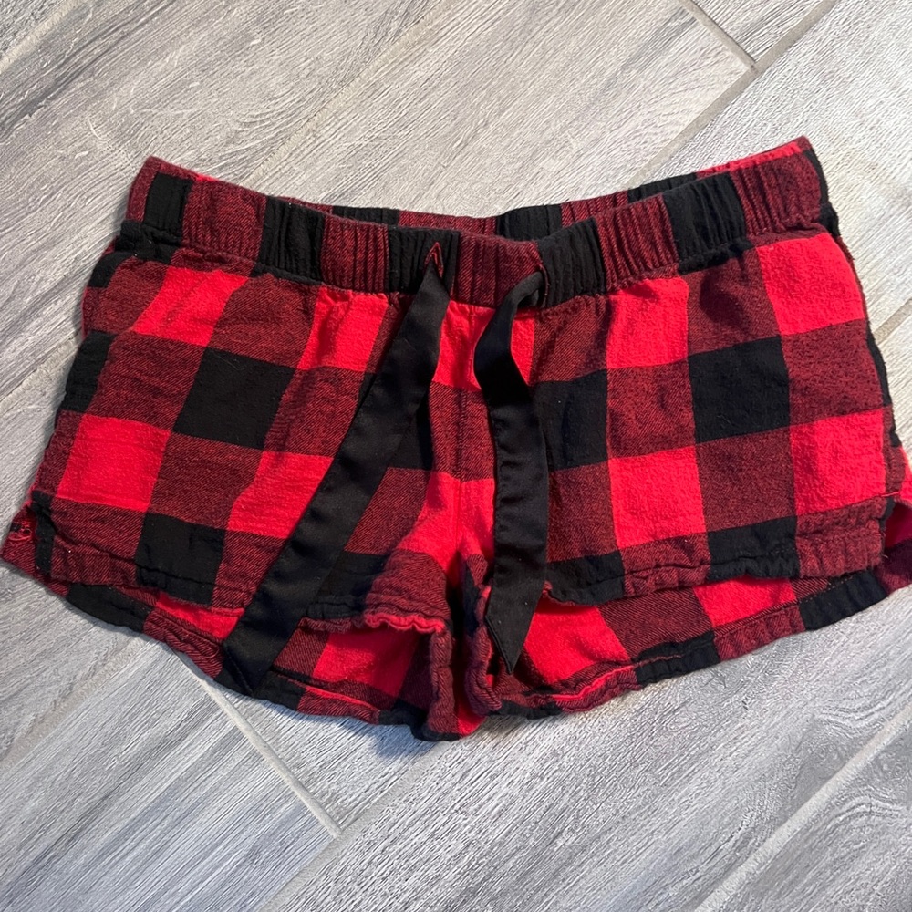 Women’s Old Navy sleep shorts